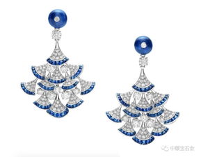 摇曳灵动 扇形珠宝与眼镜的优雅交响